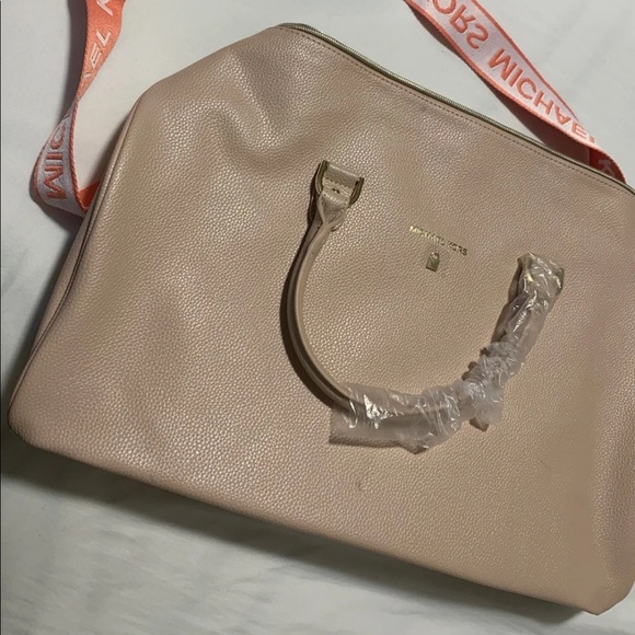 Mk travel bag - Picture 1 of 5